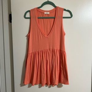 EUC sleeveless top